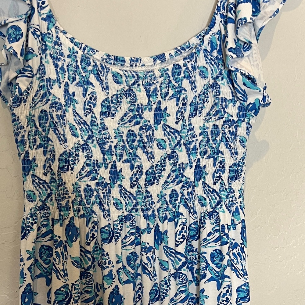 Lilly Pulitzer Floral Blue and White Smocked bodice summer Dress size large - Picture 10 of 11